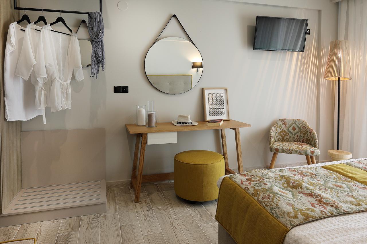 Kallini Apartments สตาวรอส ภายนอก รูปภาพ