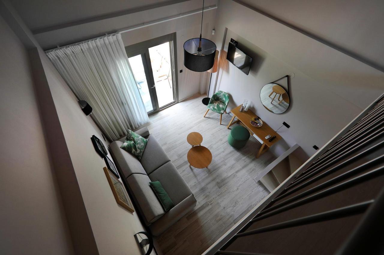 Kallini Apartments สตาวรอส ภายนอก รูปภาพ