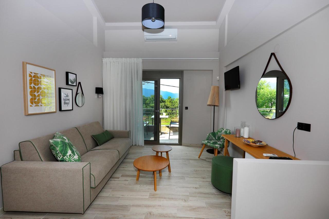 Kallini Apartments สตาวรอส ภายนอก รูปภาพ